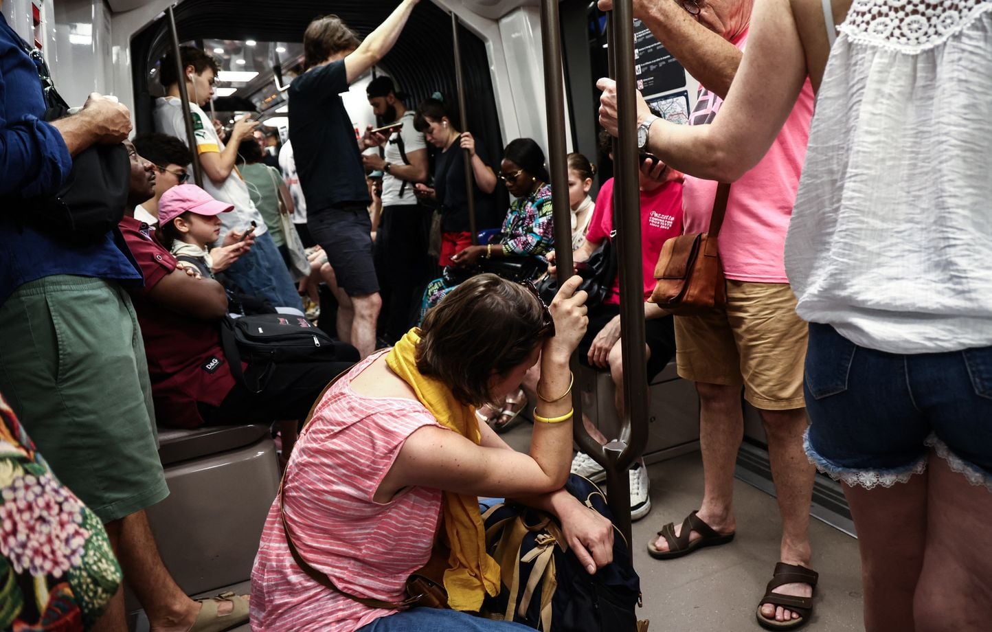 Imágenes de Francia aplastada por temperaturas récord Imágenes de Francia aplastada por temperaturas récord